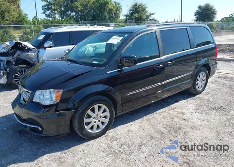 2015 Chrysler Town & Country Touring z USA, uszkodzony, nr VIN 2C4RC1BG7FR694909